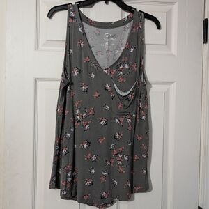 Maurices Sleeveless Floral Shirt Size L
